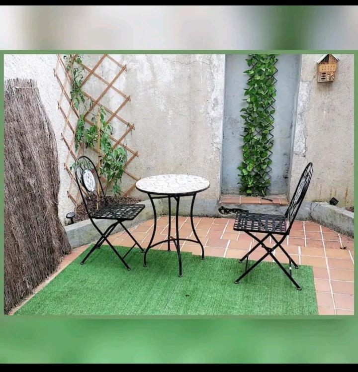 Charmant Deux Pieces Dans Le Vieux Montluçon Esterno foto